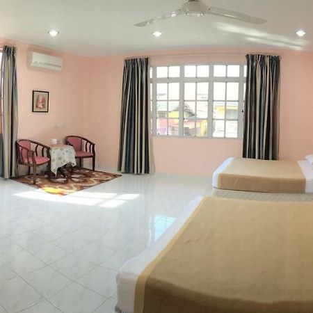Mikraj Hotel Kuala Besut Экстерьер фото